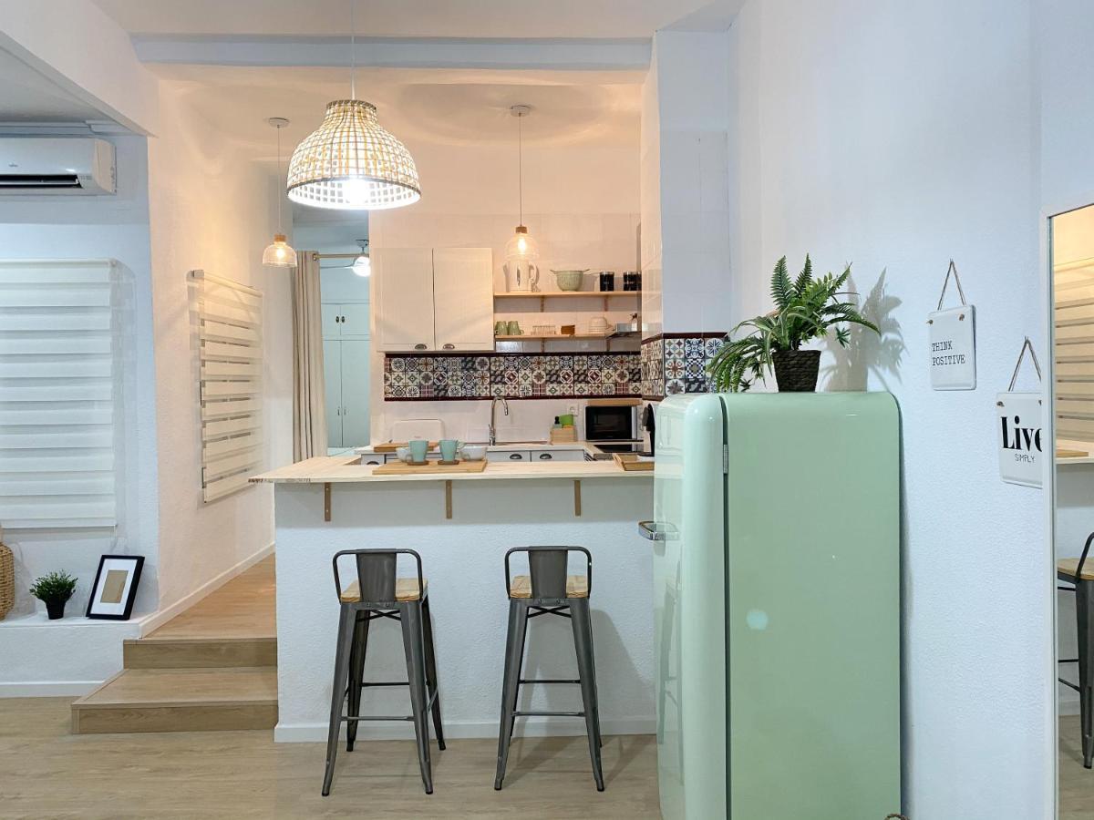 Belleza Y Estetica Modernista En Pleno Centro Аликанте Екстериор снимка