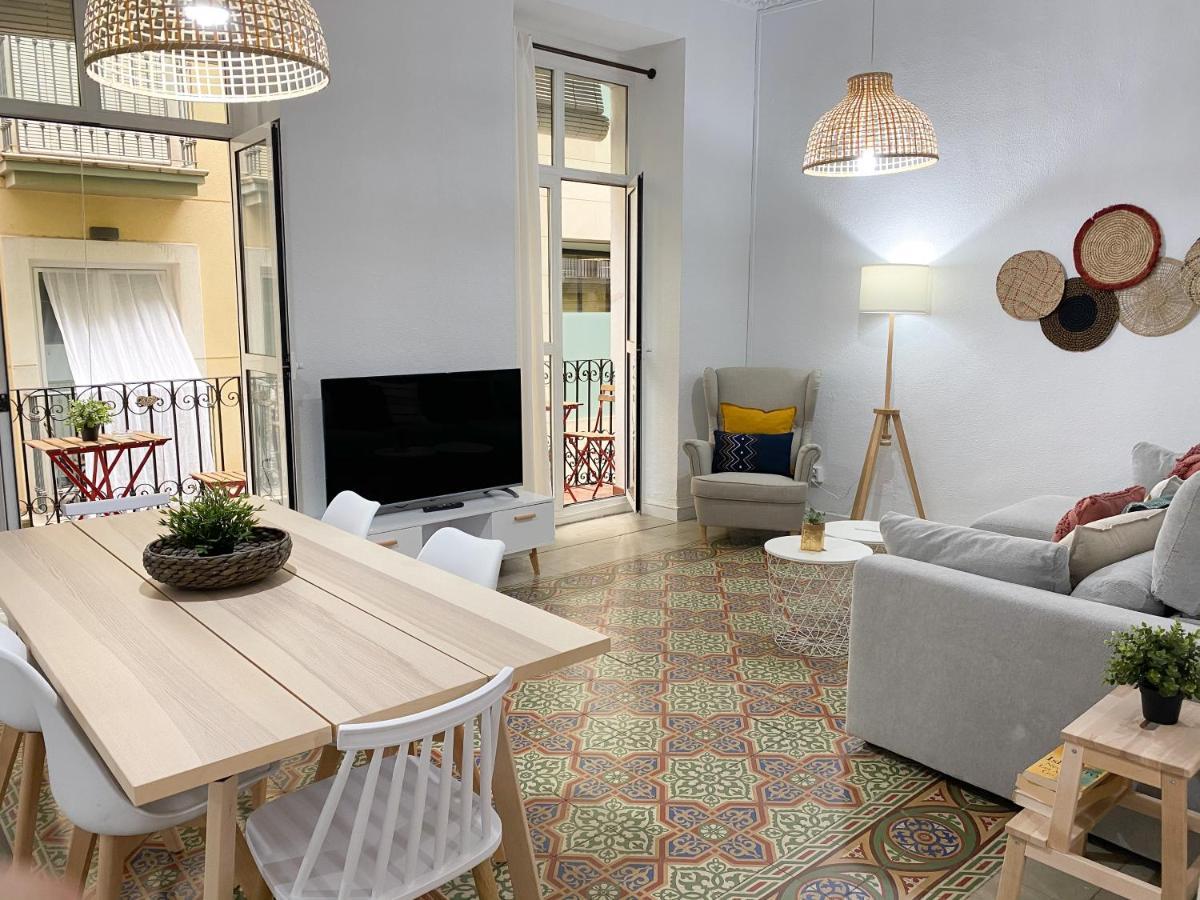 Belleza Y Estetica Modernista En Pleno Centro Аликанте Екстериор снимка