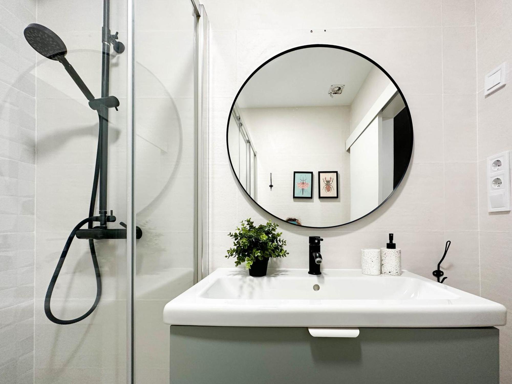 Belleza Y Estetica Modernista En Pleno Centro Аликанте Екстериор снимка
